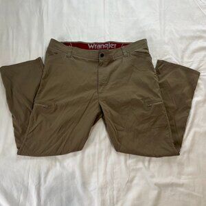 Wrangler Men's Outdoor Cargo Khaki Brown Pants | Size 42 X 30
